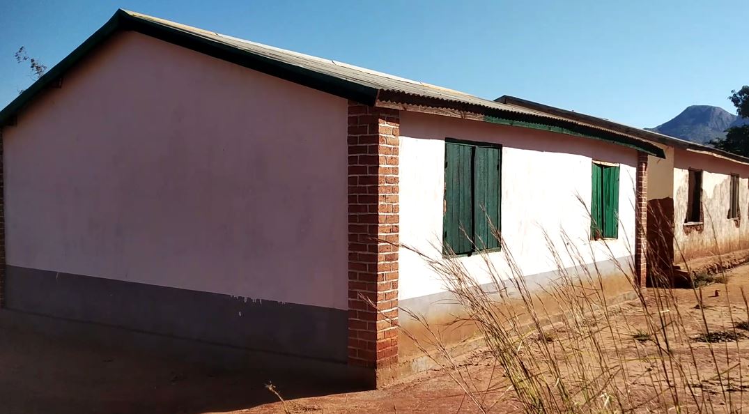 FEFFI MODELE, MOBILISANT DES ACTEURS ET PLAIDANT