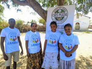 « Atsimo Andrefana : quand des comités locaux redonnent sens à la transparence et à la redevabilité »